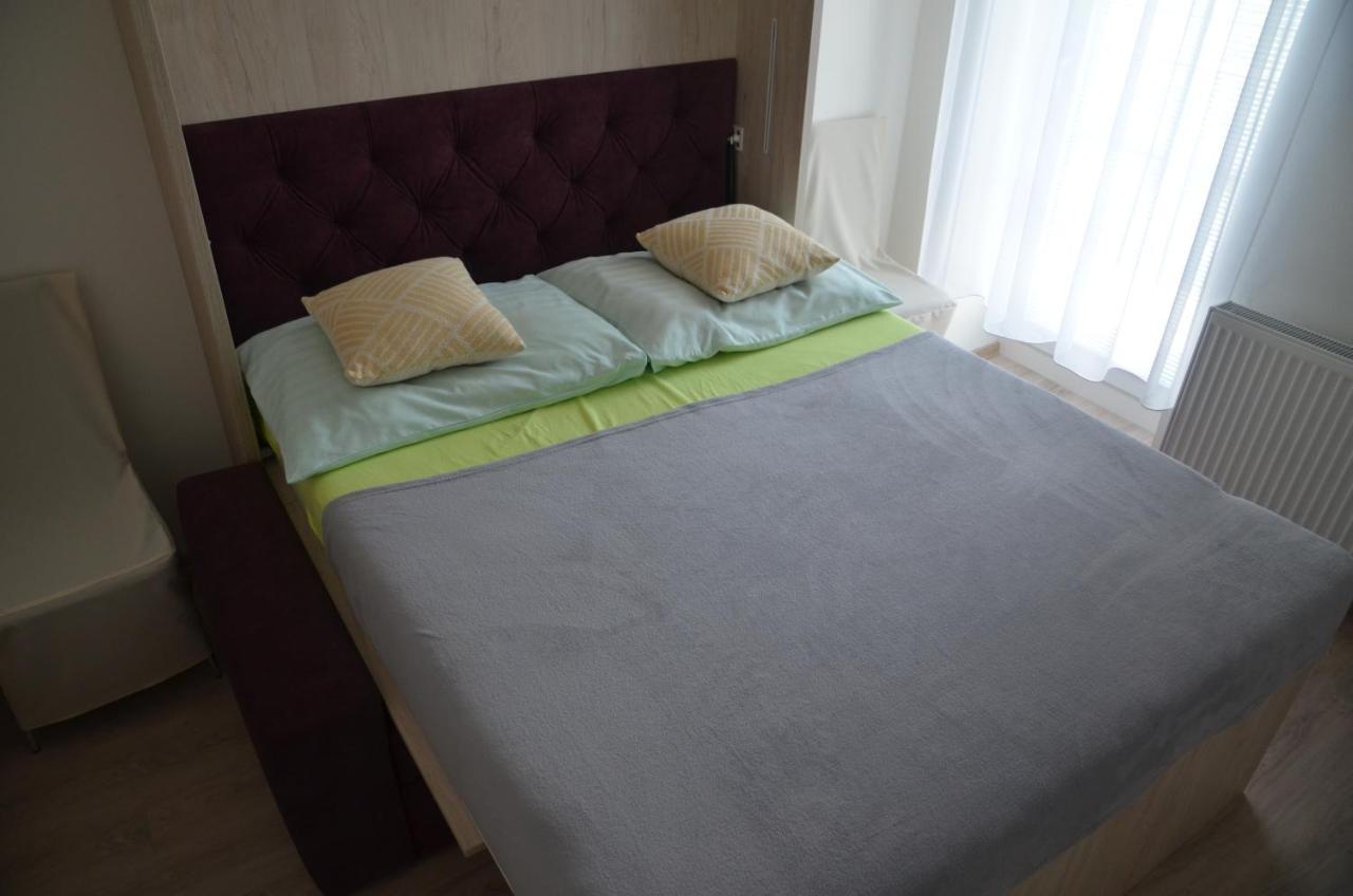 Apartman Ostry Vrsok V Starom Smokovci Apartment Vysoke Tatry Exterior photo
